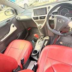トヨタ iq 130g プラス 1300ccモデルの画像