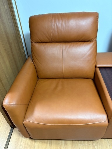 美品 電動ソファ 左右センター台独立