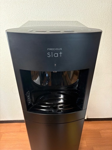 Frecious slat ウォーターサーバー