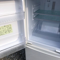 2018年製 SHARP SJ-D14D-W ノンフロン冷凍冷蔵庫　中古品　美品 　新生活に！の画像