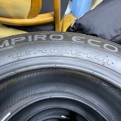 １８５／６０Ｒ１５　４本セット　ラジアルタイヤ　イボ付き‼️の画像