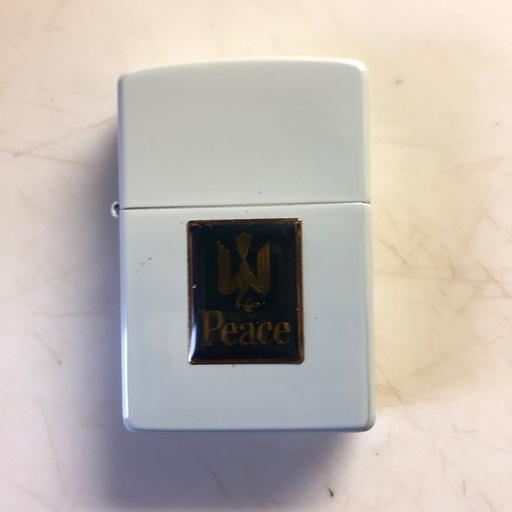 PEACE  ZIPPO  WHITE