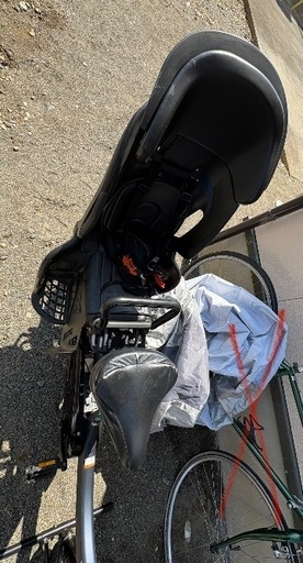 ほぼ新品の電動自転車