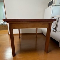 ダイニングテーブル、作業台の画像