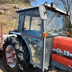 クボタ　GL-32馬力キャビン付きトラクター　　の画像