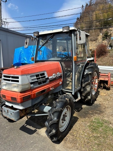 クボタ　GL-32馬力キャビン付きトラクター　　