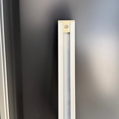 大光電機 DAIKO 簡易取付式ダクトレール スライドタイプ 1.5m用 ホワイト DP-42034W    
※1本より( 現在3台あり)の画像