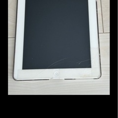 iPad2  セルラーモデル　64GB 画面下部割れあり　初期化済み
の画像