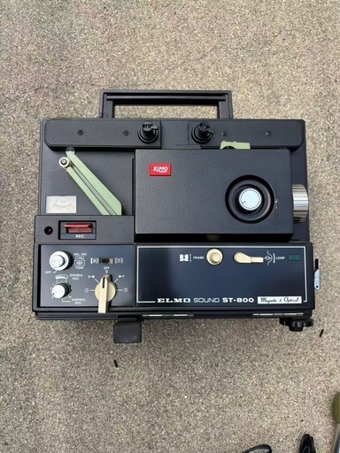 ELMO
8ミリ映写機