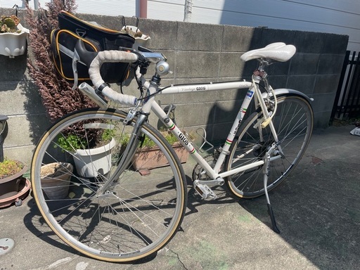 ロードバイク　GIOS VINTAGE 白　付属品有り