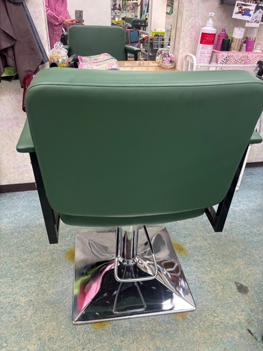 美容室のセット椅子