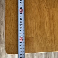 ダイニングテーブルの画像