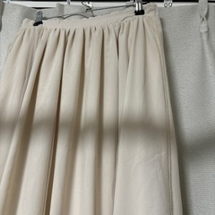 レーススカート ベージュコーデ 淡色 清楚の画像