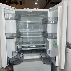 ⭐︎美品TOSHIBA/東芝/大型冷蔵庫/輸送事故品/動作良好/格安/VEGETAの画像