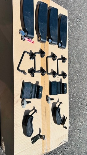スーリー　ルーフラック THULE Xpedition th820