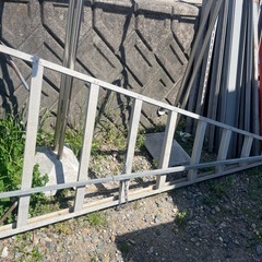 アルミ製 剪定用 2連はしご（三脚足場付きの画像