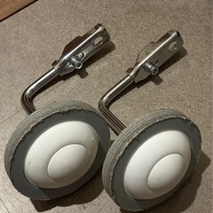 16インチ　キッズ自転車　補助輪の画像