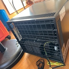 無料、ジャンク品、ミニ冷蔵庫の画像