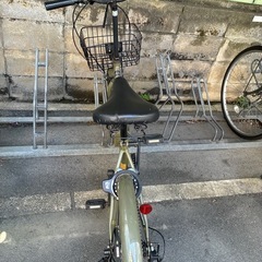 カーキ折りたたみ自転車　袋付き　スマホスタンドつきの画像