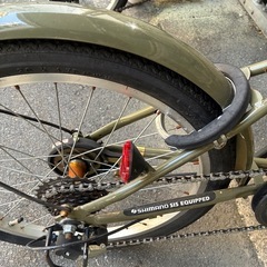 カーキ折りたたみ自転車　袋付き　スマホスタンドつきの画像