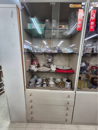 食器棚