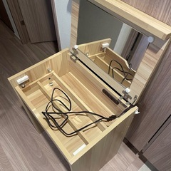 (4/7まで)ドレッサーセット（化粧台＋チェア）の画像