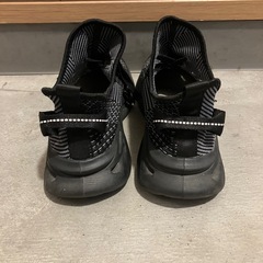 【非対面取引】スニーカーの画像