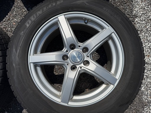17×7J 114.3 5Hホイール　225/65R17 ダンロップスタッドレスタイヤ