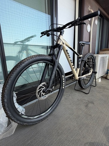 手渡しのみ　美品　GIANT 2020 FATHOM2 　27.5インチ　390mm(適応身長165〜180cm)【シマノDEORE 