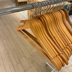 木製ハンガーの画像