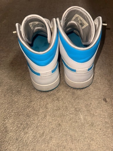 Nike  Air Jordan 1 Mid 