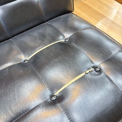 【トレファク高槻店】取りに来られる方限定！カリモク60の2シーターKチェアのご紹介です！の画像