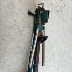 足踏み式 薪割り機の画像