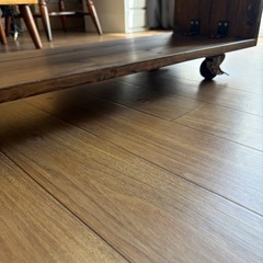 キャスター付きアンティーク風古材テレビ台の画像