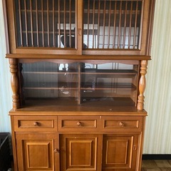 3000円で食器棚をお譲りしますの画像