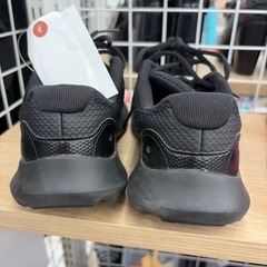 リユースのサカイ東金店 UNDER ARMOR スニーカー 24cm TJ18443の画像