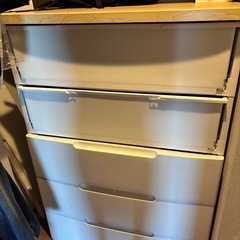 プラスチックチェスト完成品　タンスの画像