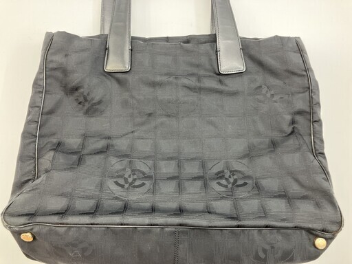 CHANEL ニュートラベルライン ナイロン トートバッグ ブラック ゴールド金具 シリアルシール 9497289