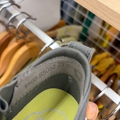 リユースのサカイ東金店 fitfit スニーカー 23cm TJ18450の画像