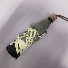 ( E-1166 )BURBERRY バーバリー 折りたたみ傘 ブラック 黒 雨傘 中古の画像