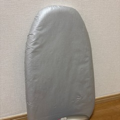 0円パナソニックアイロンと台の画像