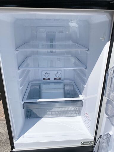 Amazon.co.jp: 三菱 【右開き】146L 2ドアノンフロン冷蔵庫 keyword 三菱 ノンフロン冷蔵庫 146L 2D 2020年製 ブラック MR-P15EF-KK