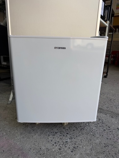 アイリスオーヤマ 
冷蔵庫 42L 1ドア AF42-W  2020年製 42L