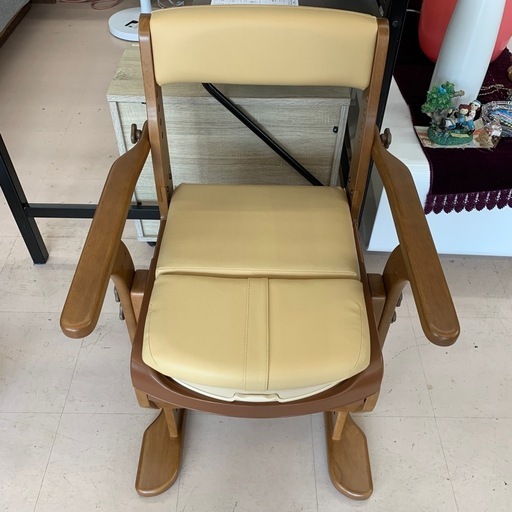 美原店 未使用 安寿 家具調 トイレセレクトR ノーマルワイド ソフト便座 快適脱臭 耐荷重100kg 介護用品　介護用トイレ