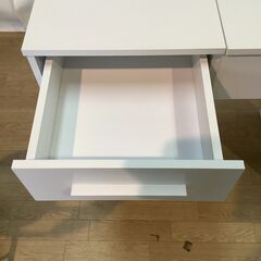 No.269　ドレッサーデスク　折りたたみチェア付き（豊橋市収集業務課リユース家具）の画像