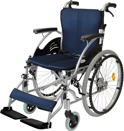 【未使用品】車椅子　折りたたみ式