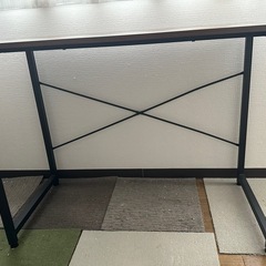 ニトリデスクの画像