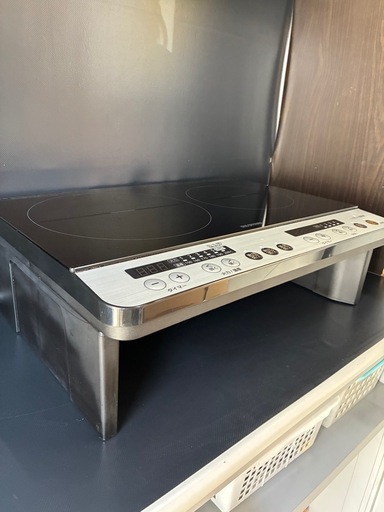 アイリスオーヤマ 専用台付き 2口IHクッキングヒーター