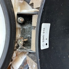 sa16j ジョグ　シート　メットインボックスの画像