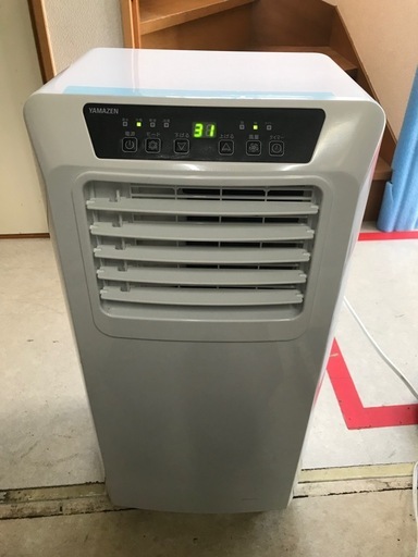 山善製の移動式クーラー YEC-K221 2022年製